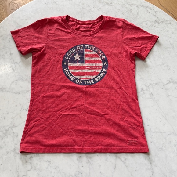 Life Is Good Red T-Shirt with Graphic - Picture 1 of 5
